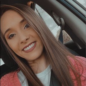 Meet your Posher, Brianna